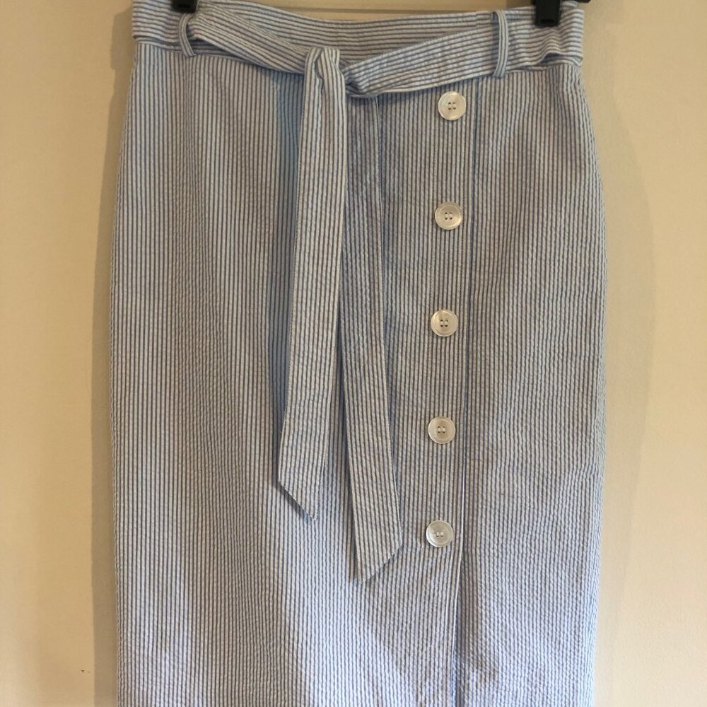 Talbots Searsucker blue and white pencil skirt